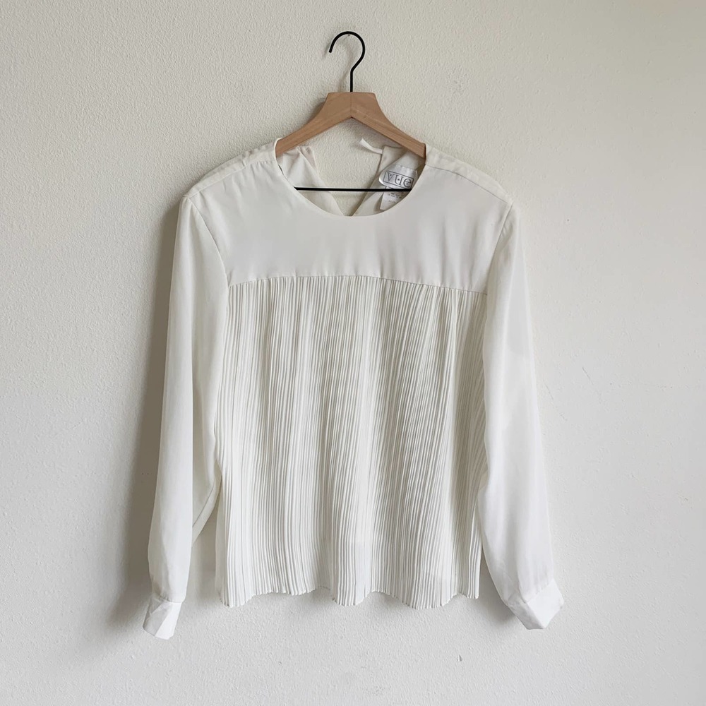 VUE Vintage Accordion Pleated Front Blouse
